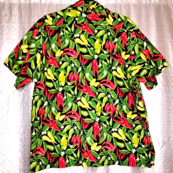 Dem Crazy EUC L Hawaiian short-sleeved button-down shirt - PEPPERS! 🌶🌶🌶 - Picture 2 of 9